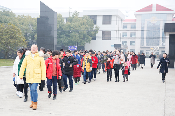 “未來之星•夢想起航”虎豹集團開放日